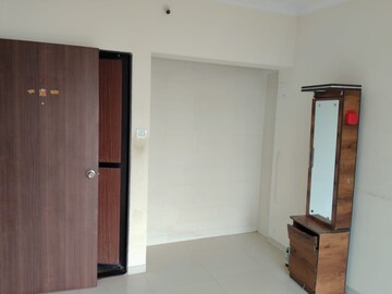 1 BHK Apartment For Sale in Raunak Unnathi Greens, Kasarvadavali