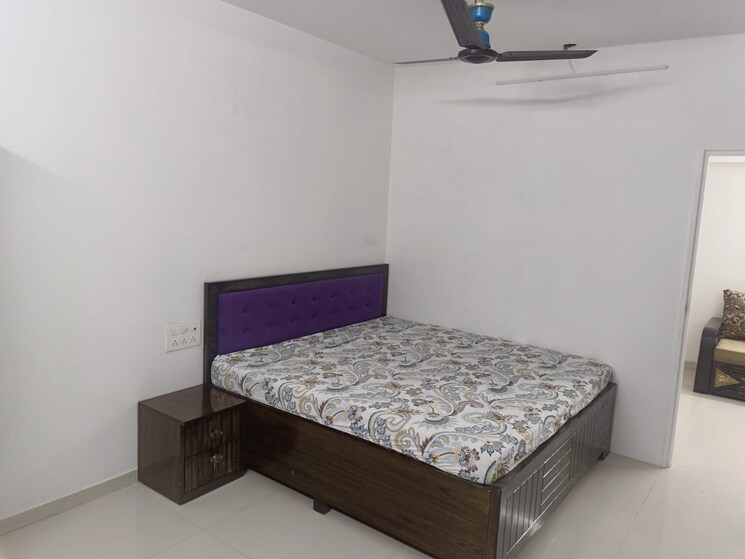 Bedroom, andheri east Pg For Girls In Andheri East 9196806