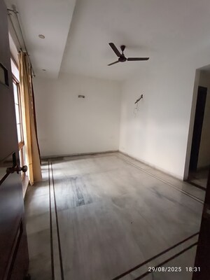 Bathroom in 5 BHK Villa at Sector 118 – for Sale