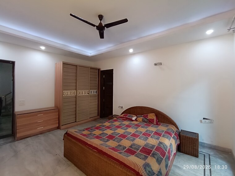 Bedroom, sector 118 5 Bedroom 500 Sq.Yd. Villa In Sector 118 Mohali 9196872
