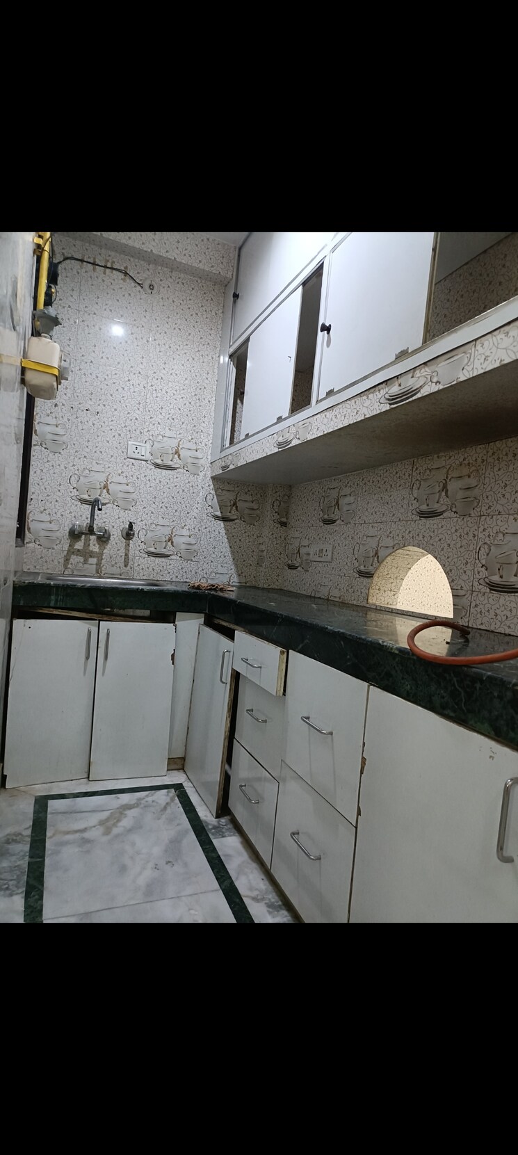 Kitchen, mayur vihar phase 1 2 Bedroom 950 Sq.Ft. Builder Floor In Mayur Vihar Phase 1 Delhi 9196922