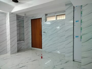 Room in 2 BHK Apartment at Sarita Vihar – for Rent