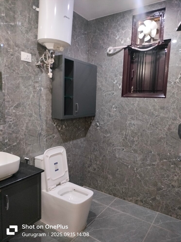 Bathroom, sector 15 4 Bedroom 4500 Sq.Ft. Builder Floor In Sector 15 Gurgaon 9196957