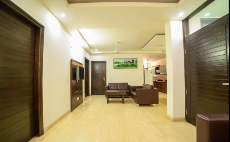 Living Room, palam-vihar-residents-association 3 Bedroom 3000 Sq.Ft. Independent House In Palam Vihar Gurgaon 9196962