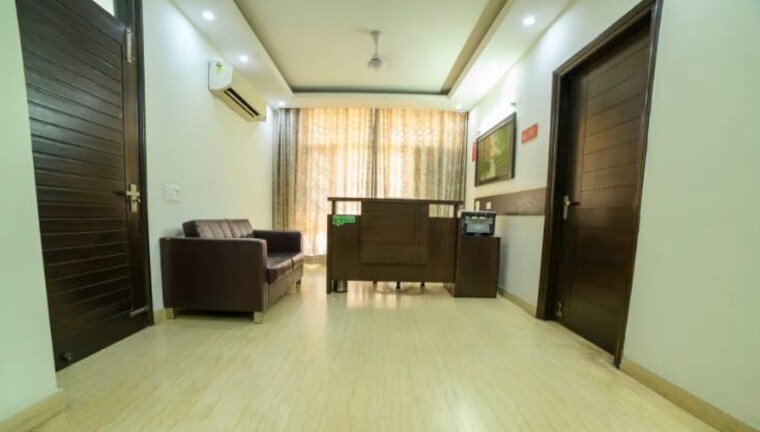 Living Room, palam-vihar-residents-association 3 Bedroom 3000 Sq.Ft. Independent House In Palam Vihar Gurgaon 9196962