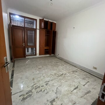 Room in 3 BHK Builder Floor at Malviya Nagar – for Sale
