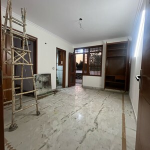 Room in 3 BHK Builder Floor at Malviya Nagar – for Sale