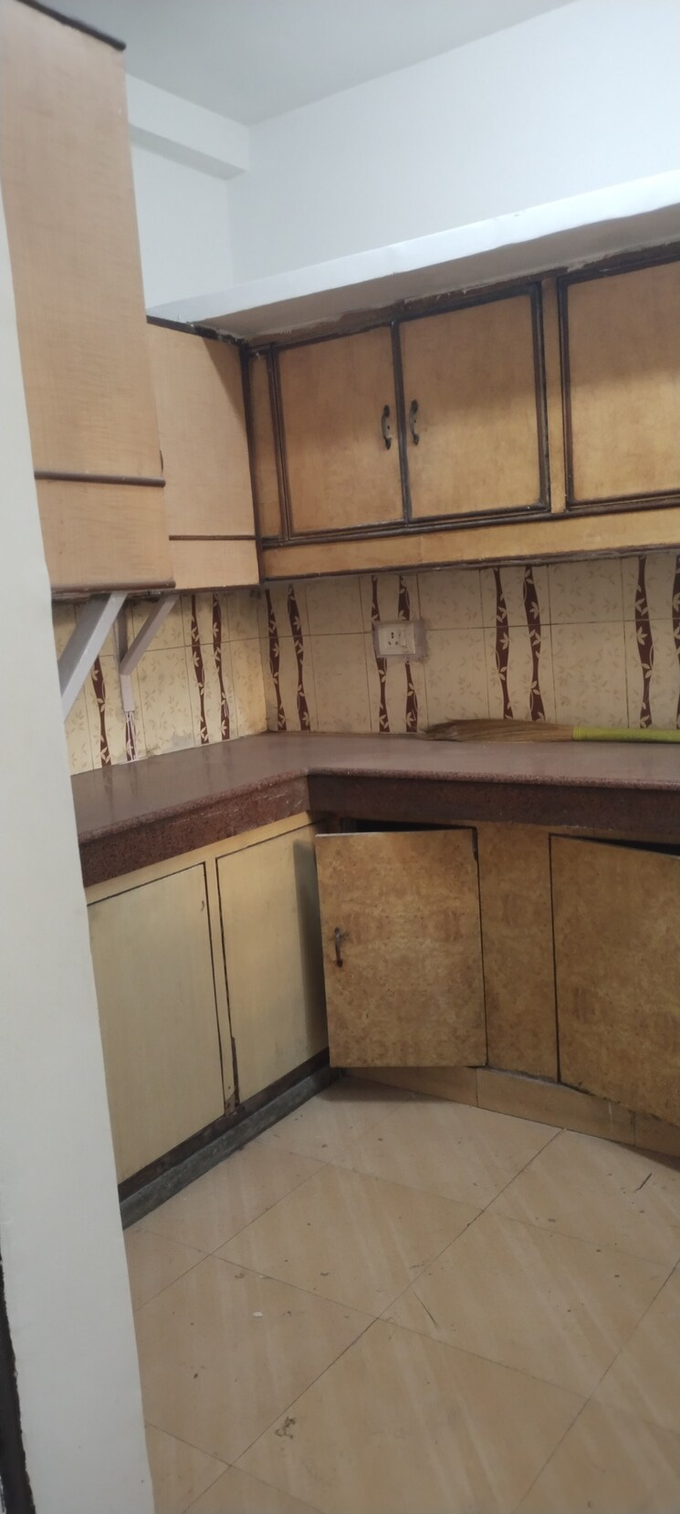 Kitchen, mayur vihar phase 1 4 Bedroom 1650 Sq.Ft. Apartment In Mayur Vihar Phase 1 Delhi 9196972