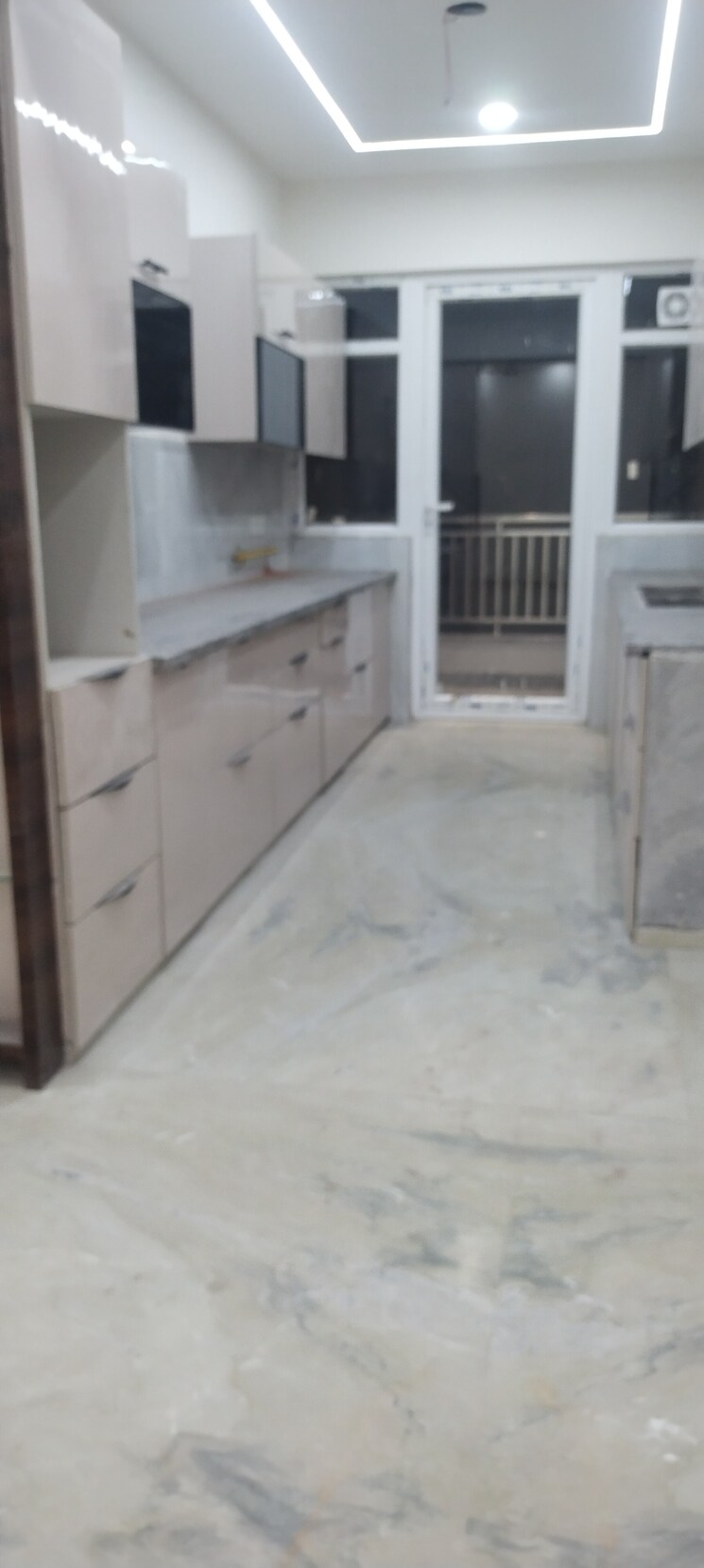 Kitchen, mayur vihar phase 1 4 Bedroom 1650 Sq.Ft. Apartment In Mayur Vihar Phase 1 Delhi 9196972