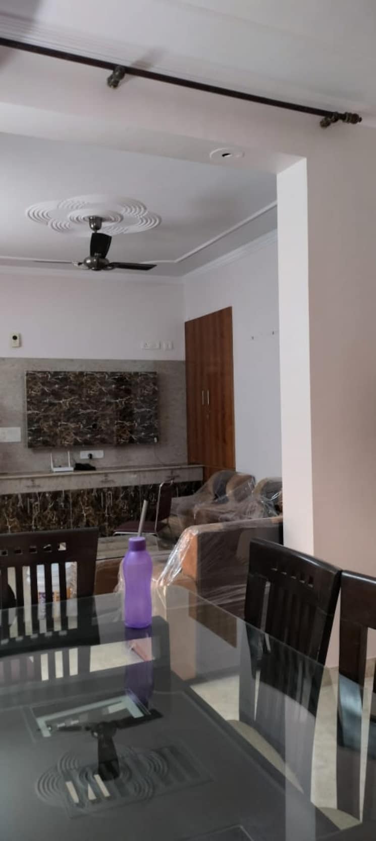 Living Room, sector 15 2 Bedroom 1200 Sq.Ft. Apartment In Sector 15 Gurgaon 9196985