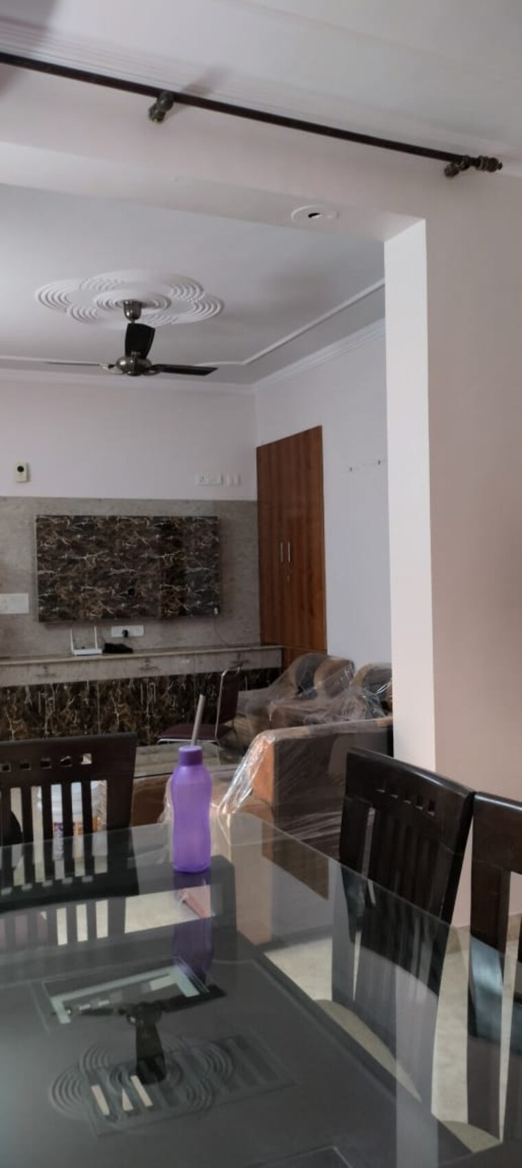 Living Room, sector 15 2 Bedroom 1200 Sq.Ft. Apartment In Sector 15 Gurgaon 9196985