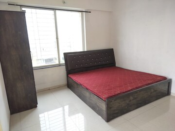 Bedroom in 2.5 BHK Apartment at Pimple Saudagar – for Rent