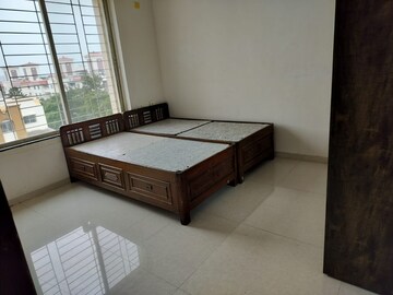 Bedroom in 2.5 BHK Apartment at Pimple Saudagar – for Rent