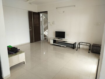 Living Room in 2.5 BHK Apartment at Pimple Saudagar – for Rent
