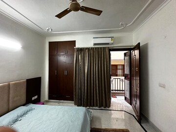 Bedroom in 3 BHK Builder Floor at Sector 15 – for Rent