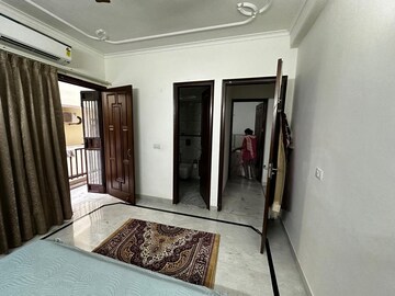 Bedroom in 3 BHK Builder Floor at Sector 15 – for Rent