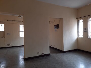  2 BHK Apartment at Sarita Vihar – for Rent