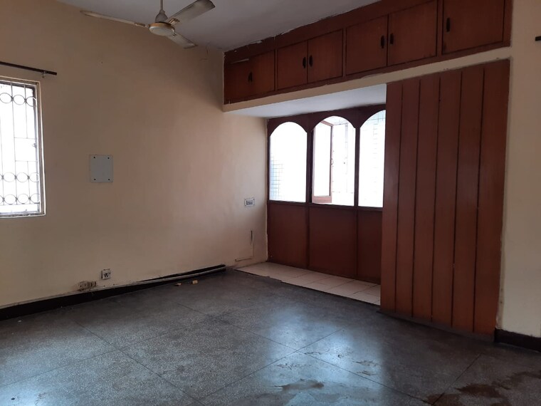 Bedroom, sarita vihar 2 Bedroom 1250 Sq.Ft. Apartment In Sarita Vihar Delhi 9197015