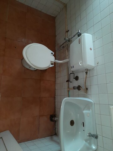 Bathroom in 2 BHK Apartment at Sarita Vihar – for Rent