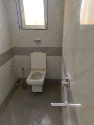 Bathroom in 2 BHK Apartment at Nahar Amaryllis Towers and Plaza, Chandivali – for Rent