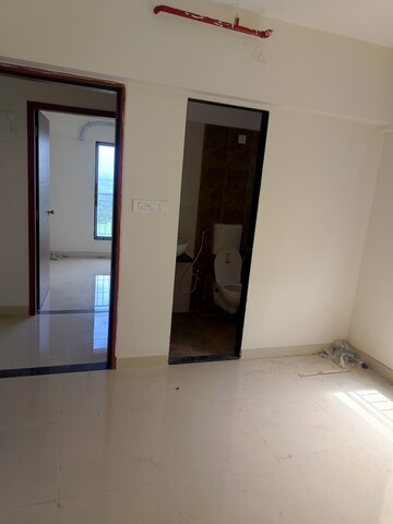 Room in 2 BHK Apartment at Haware Amara, Vikhroli East – for Rent