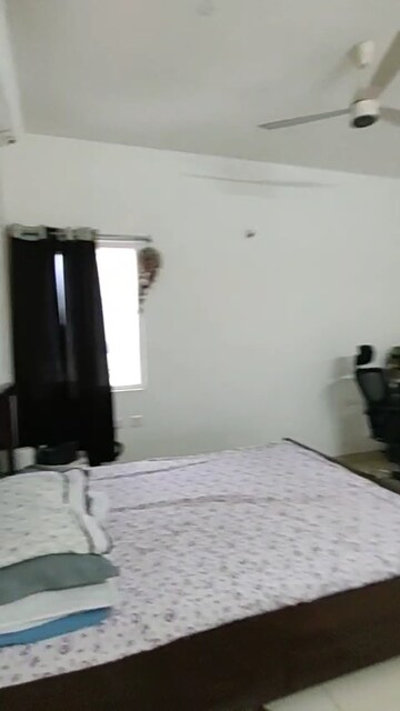Room in 3.5 BHK Apartment at Prestige Tranquil, Kokapet – for Rent