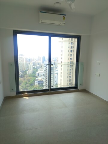 Room in 2 BHK Apartment at Runwal Bliss, Kanjurmarg East – for Rent