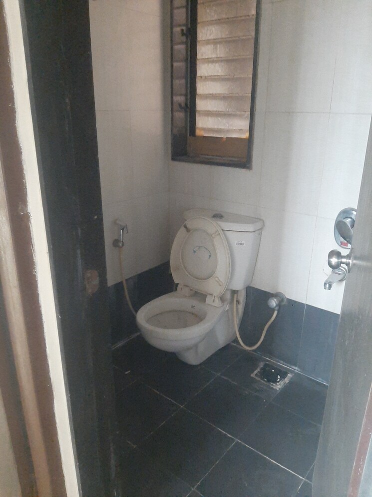 Bathroom, neptune-living-point 1.5 Bedroom 545 Sq.Ft. Apartment In Bhandup West Mumbai 9197053