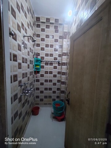 Bathroom in 1 BHK Builder Floor at Dwarka Mor – for Rent