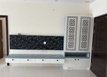 Furnished Amenities in 3 BHK Apartment at Honer Aquantis, Gopanpally – for Rent