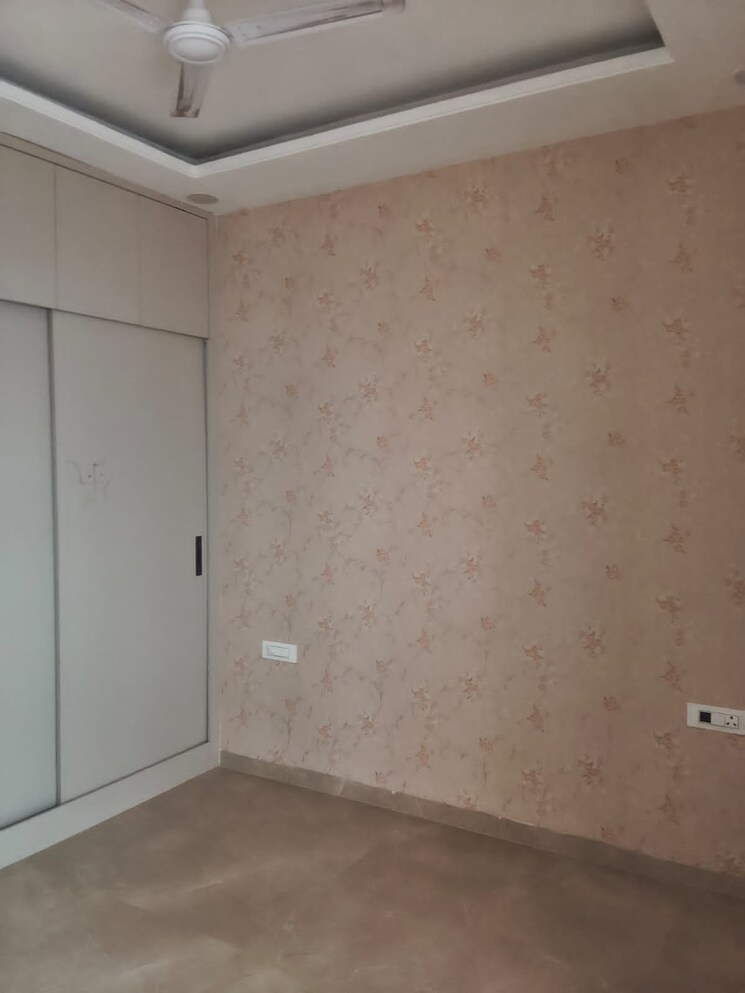Room, hlp-palmillas 3 Bedroom 1450 Sq.Ft. Apartment In Vip Road Zirakpur 9197098