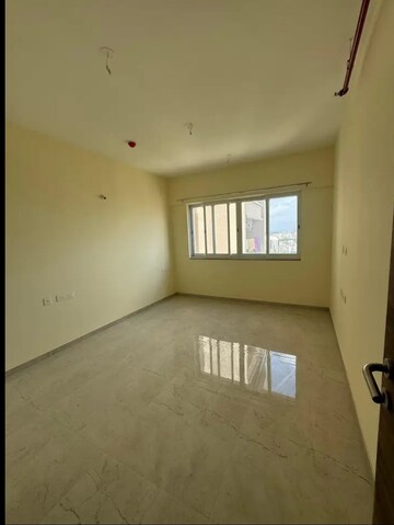 Study Room in 3 BHK Apartment at K Raheja Reserve, Mohammadwadi – for Rent