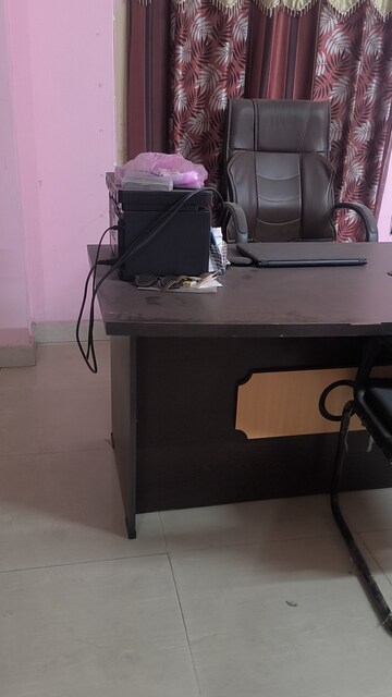 Team Area in 2 BHK Apartment at Railway New Colony – for Sale