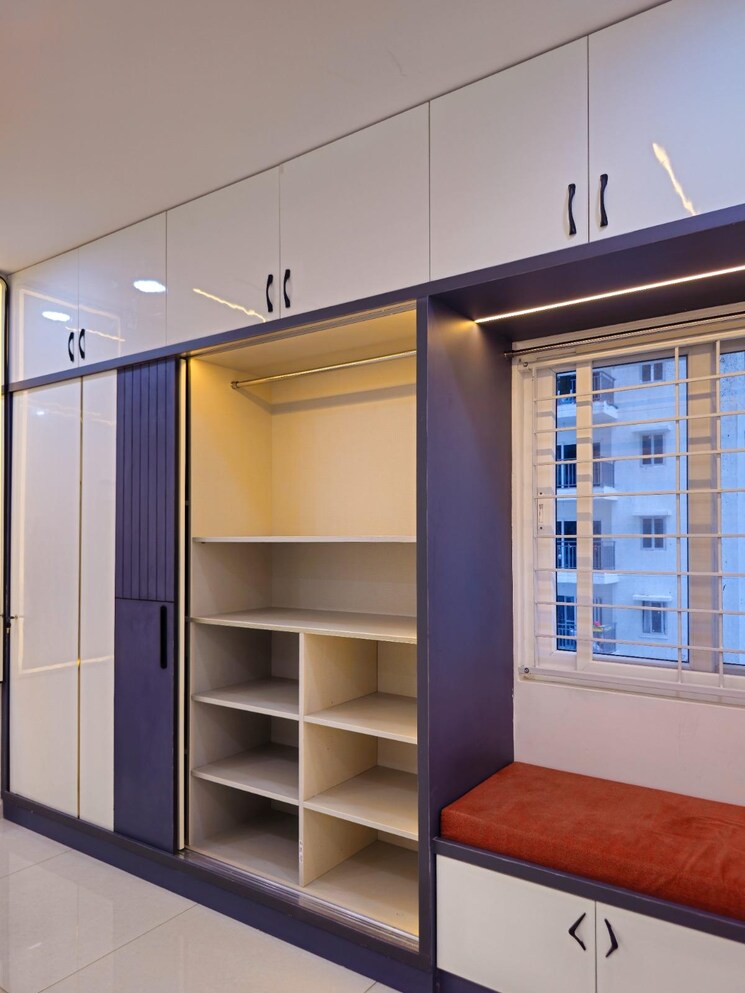 Room, narsingi 3 Bedroom 1715 Sq.Ft. Apartment In Narsingi Hyderabad 9197160