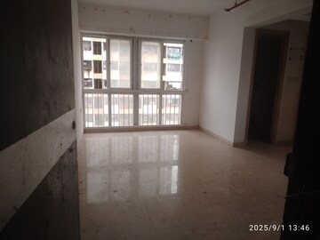 Room in 2 BHK Apartment at Worli – for Rent