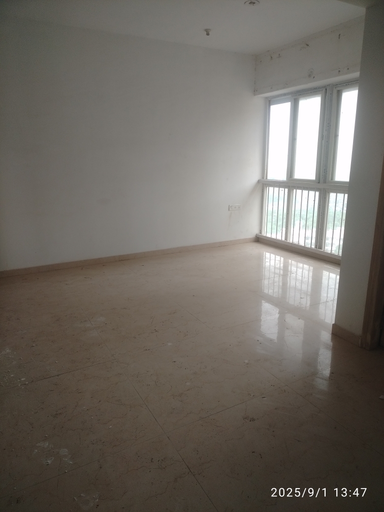 2 BHK + Extra Room Apartment For Rent in Bbd Chool Worli 