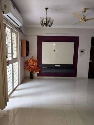 Living Room in 2.5 BHK Apartment at Pimple Saudagar – for Rent