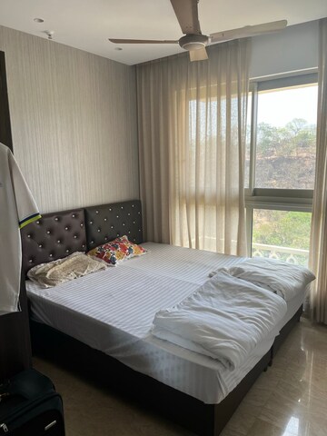 Bedroom in 2 BHK Apartment at Hiranandani Castle Rock, Powai – for Rent
