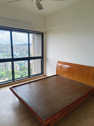 Room in 4 BHK Apartment at Kanakia Rainforest, Andheri East – for Rent