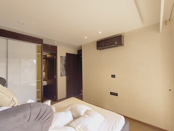 Bedroom in 5 BHK Apartment at Nahar F Residences, Balewadi – for Rent