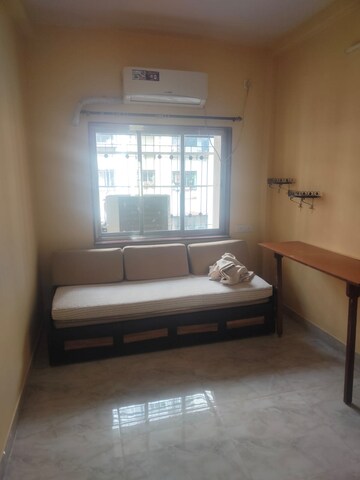 1 BHK Apartment For Rent in Neelganga Apartment, Lower Parel