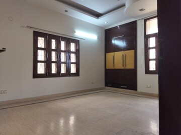 Room in 2 BHK Builder Floor at Sultanpur – for Sale
