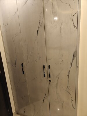 Furnished Amenities in 2 BHK Builder Floor at Sultanpur – for Sale