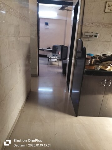Furnished Amenities in 1 BHK Apartment at Green Fields Apartment, Andheri East – for Rent