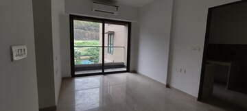 Room in 2 BHK Apartment at Kanakia Silicon Valley, Powai – for Rent