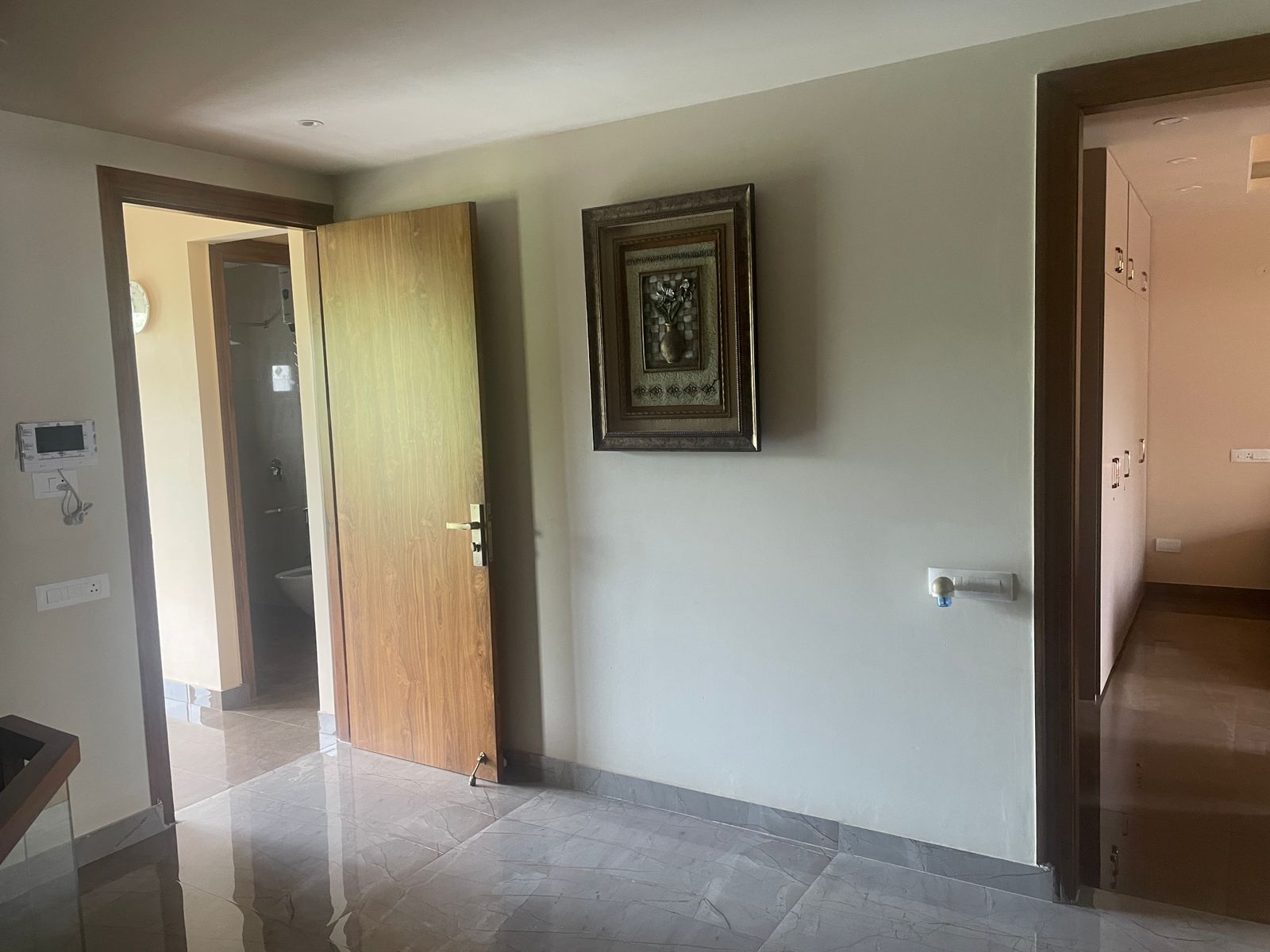 3 BHK + Servant Room 1942 Sq.Ft. Apartment in DLF The Ultima