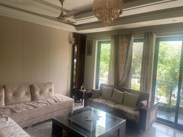Living Room in 3 BHK Apartment at DLF The Ultima, Sector 81 – for Sale