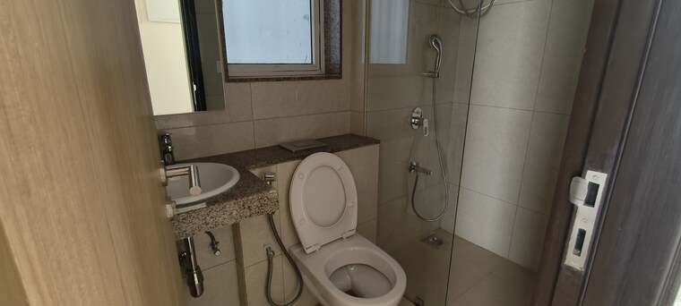 Bathroom, lnt-veridian 2 Bedroom 650 Sq.Ft. Apartment In Powai Mumbai 9197403