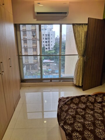 Room in 2 BHK Apartment at Gabadia Heights, Kandivali West – for Rent