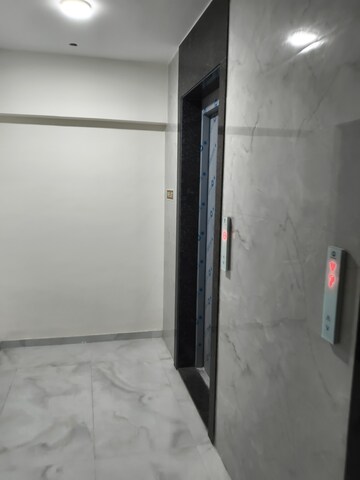  2 BHK Apartment at Vile Parle East – for Rent
